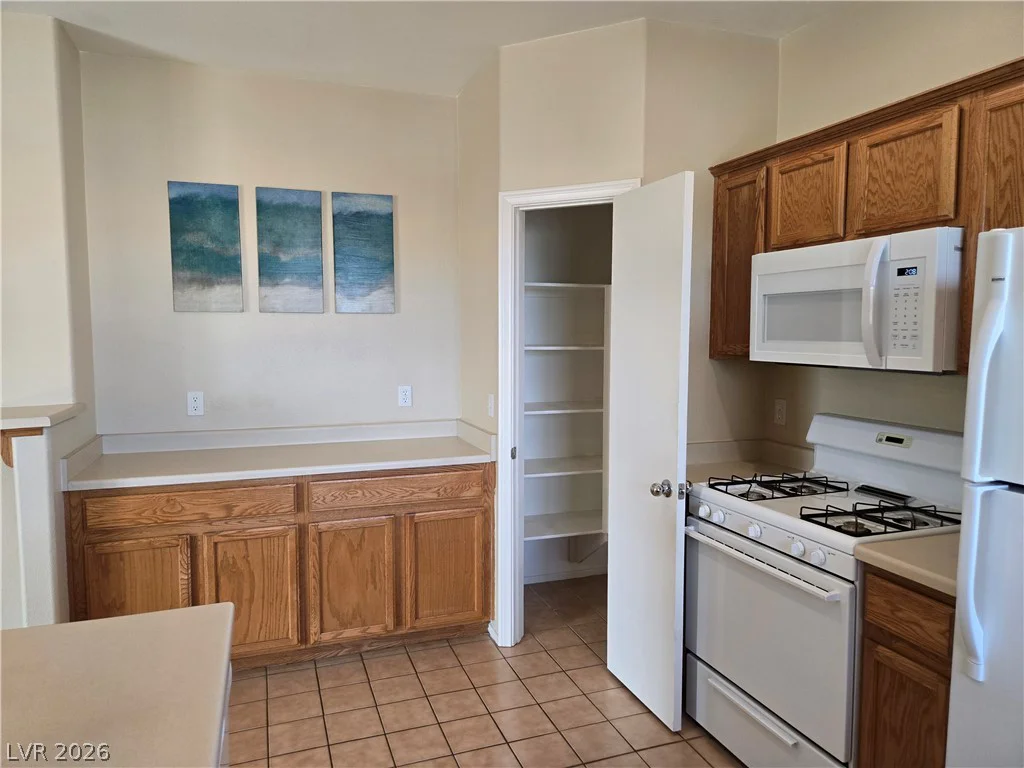 5935 Nuevo Leon, North Las Vegas, NV 89031