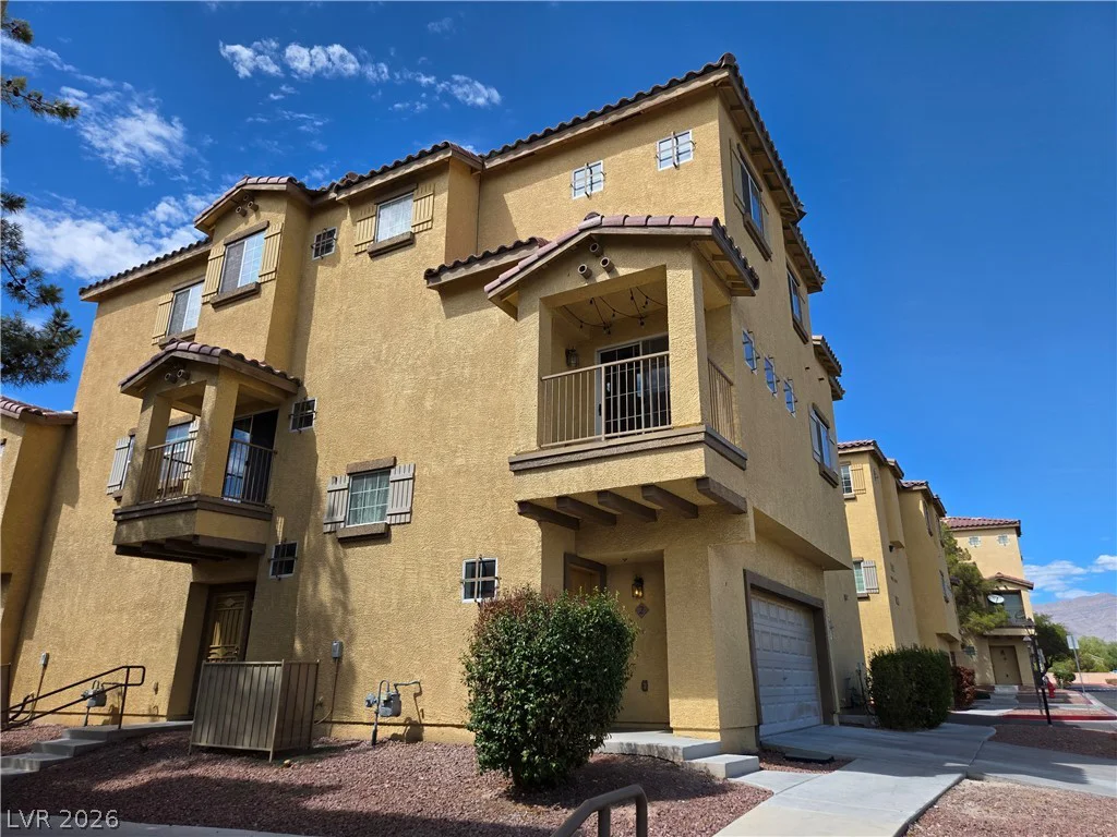 5935 Nuevo Leon, North Las Vegas, NV 89031