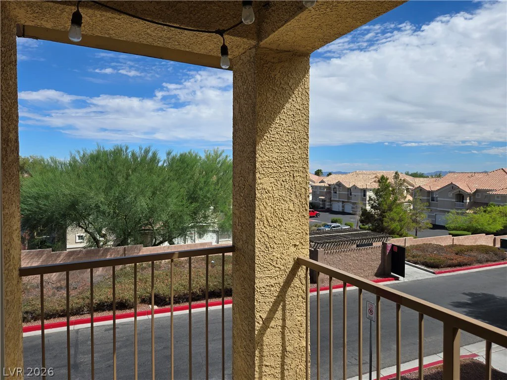 5935 Nuevo Leon, North Las Vegas, NV 89031
