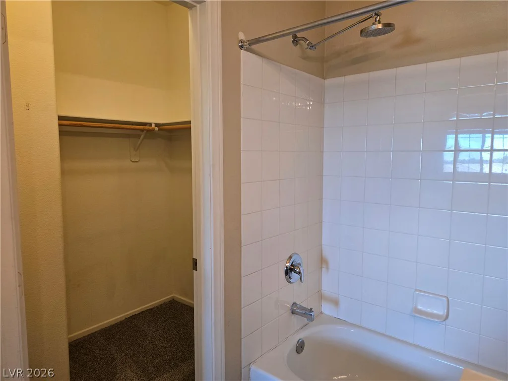 5935 Nuevo Leon, North Las Vegas, NV 89031