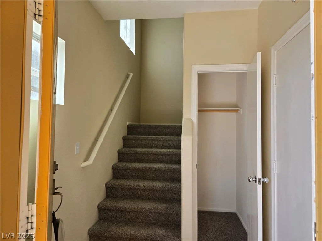 5935 Nuevo Leon, North Las Vegas, NV 89031