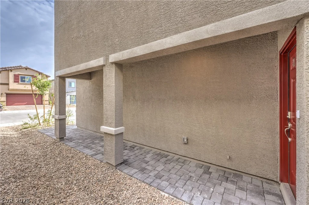 908 Alethea River, North Las Vegas, NV 89084