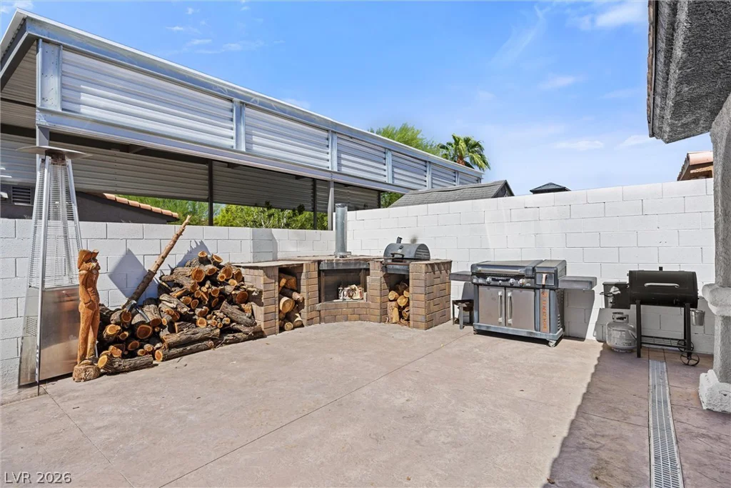 1691 Tangerine Rose, Las Vegas, NV 89142