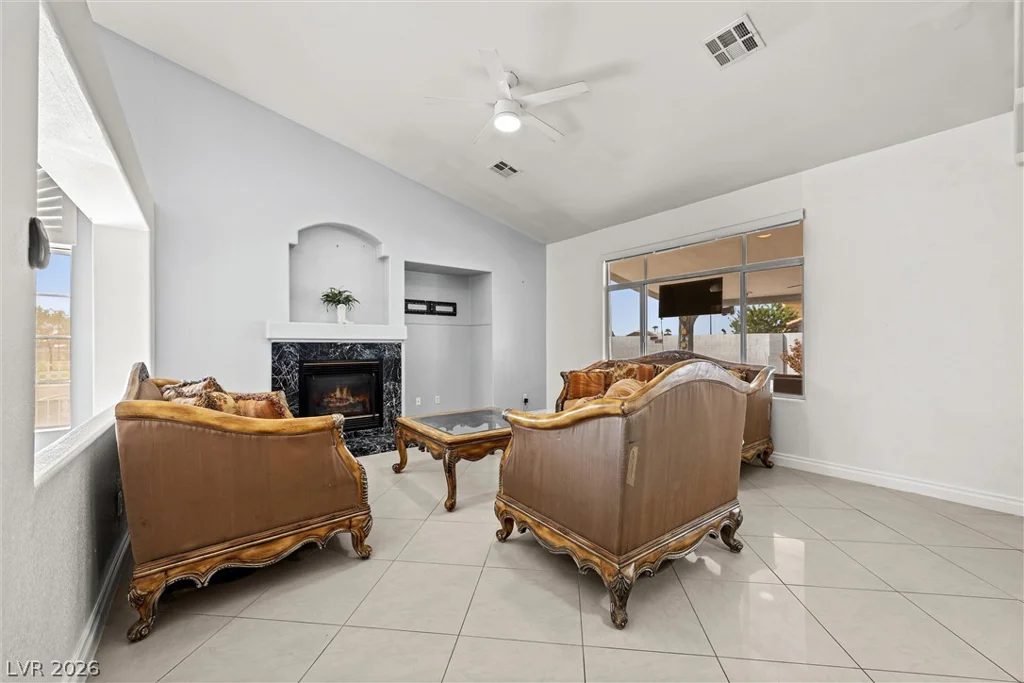 1691 Tangerine Rose, Las Vegas, NV 89142