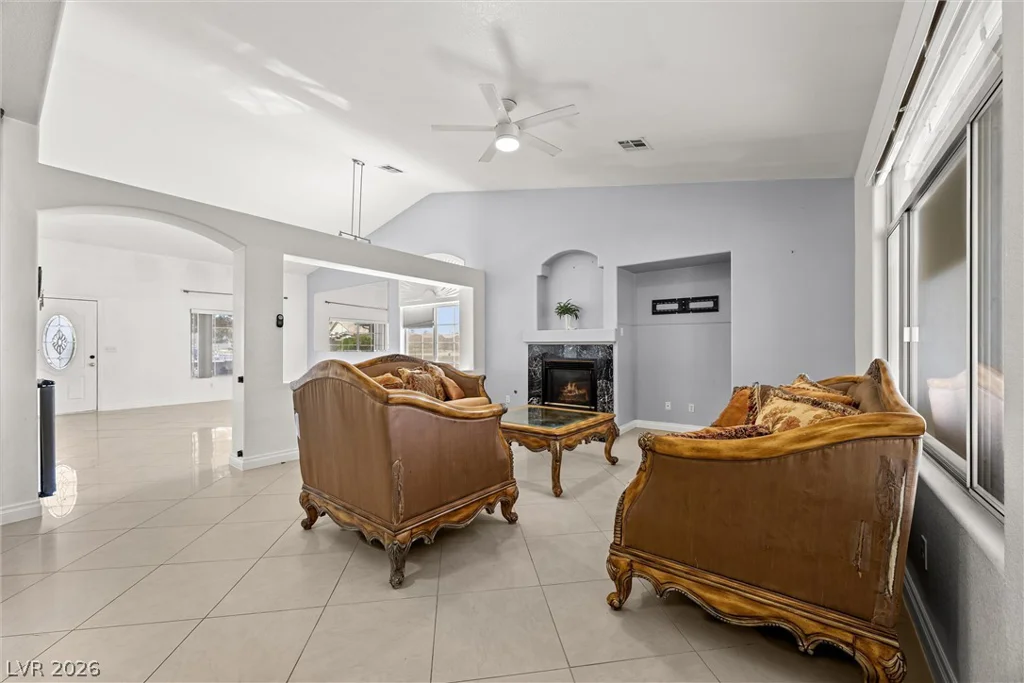 1691 Tangerine Rose, Las Vegas, NV 89142