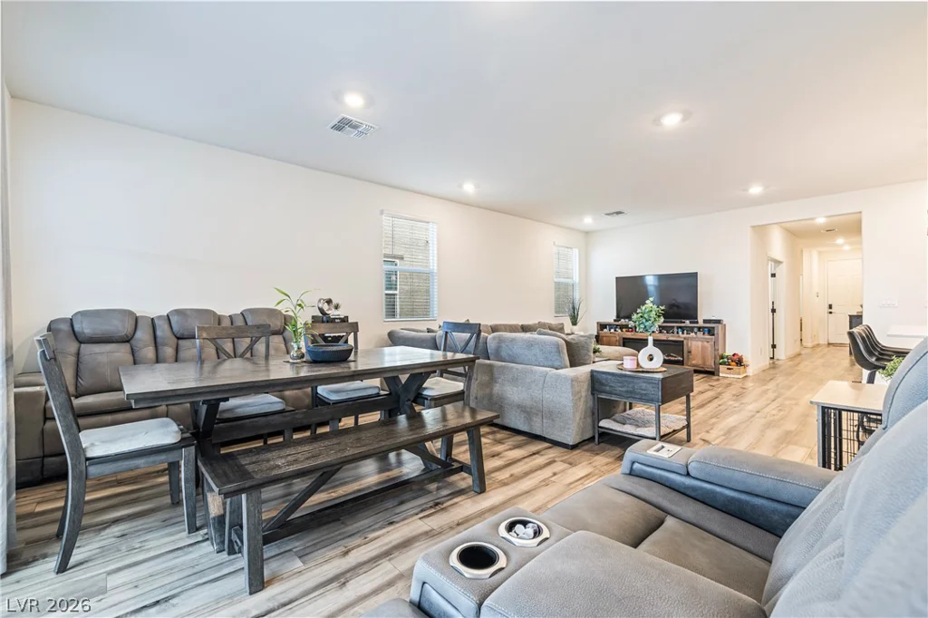 3126 Mountain Bay, Las Vegas, NV 89139