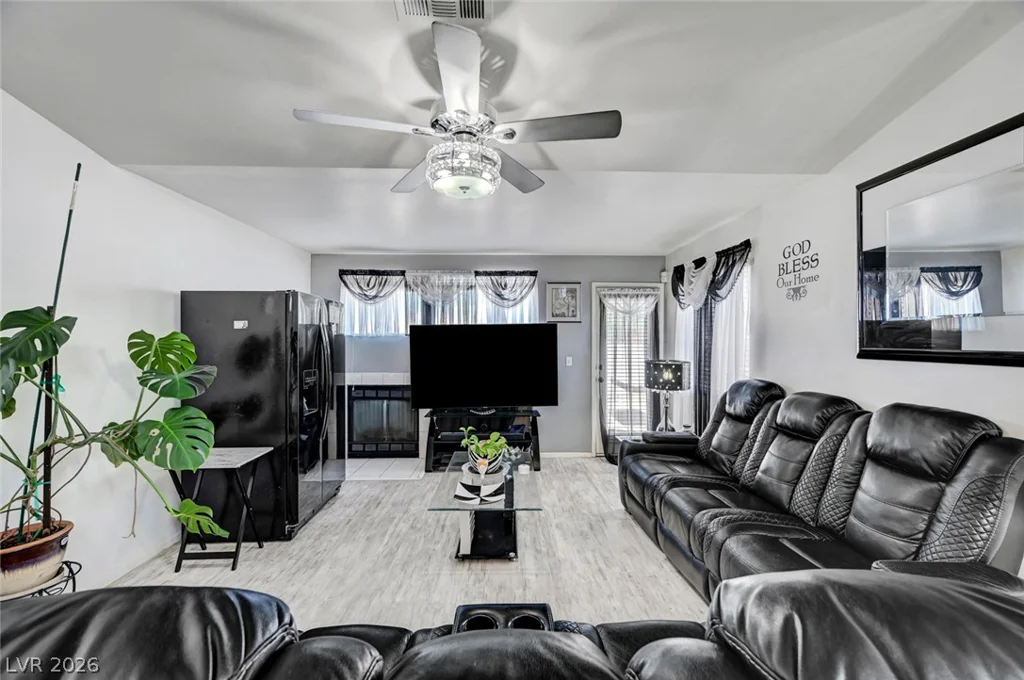 1508 Watercreek, North Las Vegas, NV 89032