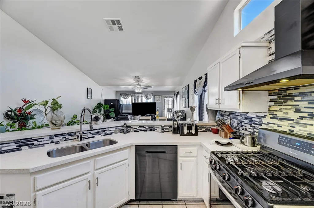 1508 Watercreek, North Las Vegas, NV 89032