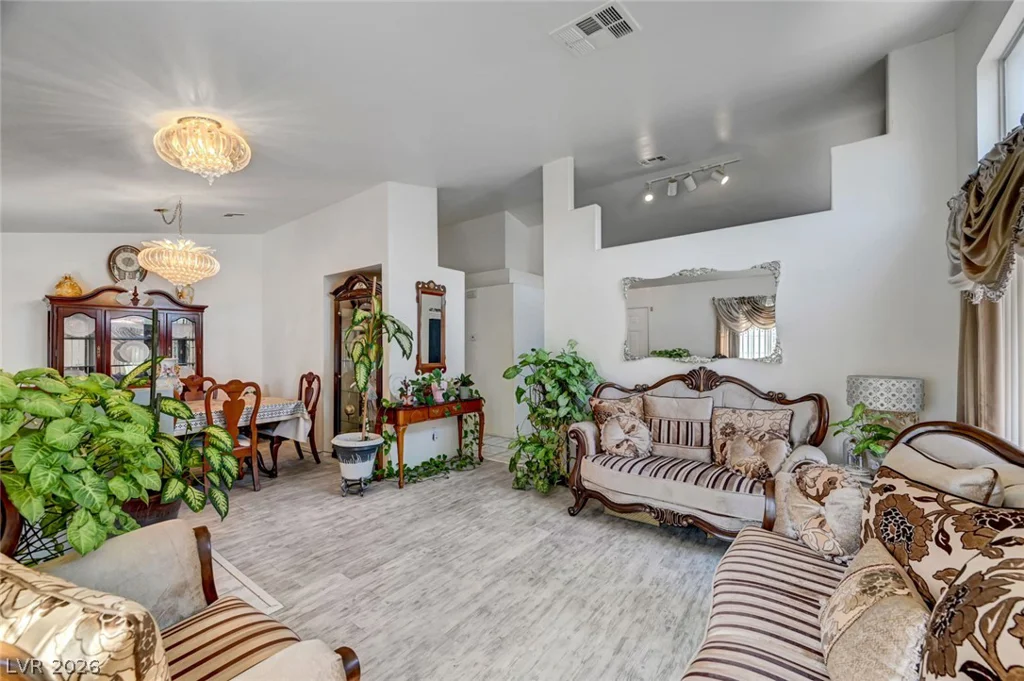 1508 Watercreek, North Las Vegas, NV 89032