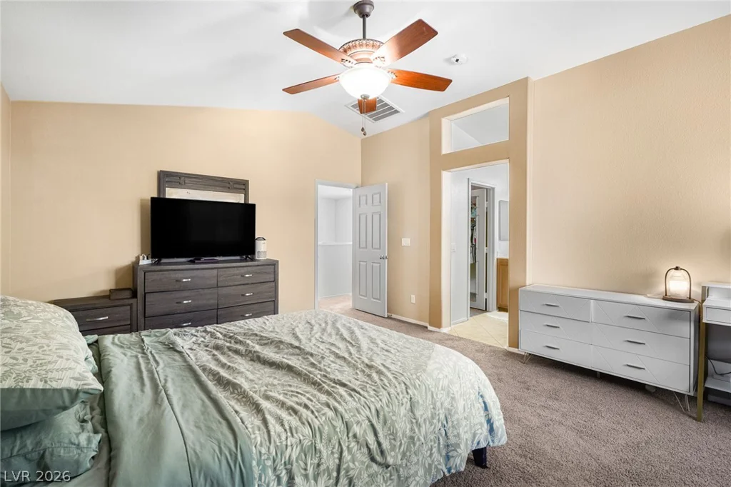 5552 Overlook Valley, North Las Vegas, NV 89081