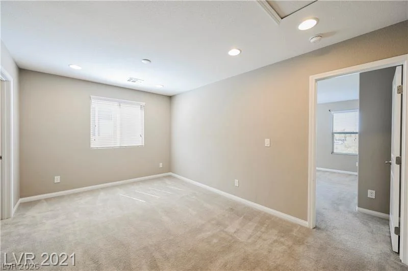9940 Sunriver Meadows, Las Vegas, NV 89148