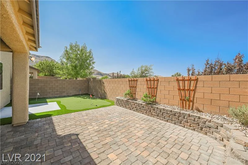 9940 Sunriver Meadows, Las Vegas, NV 89148
