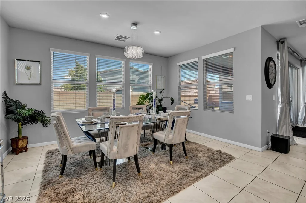6834 Moorland, North Las Vegas, NV 89084