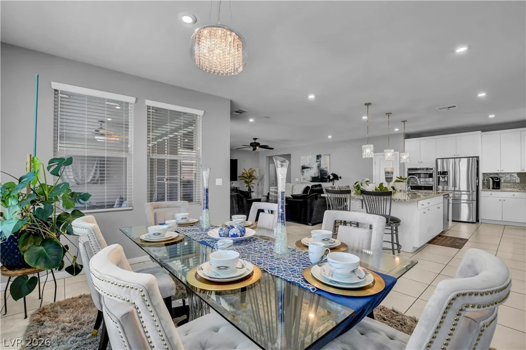 6834 Moorland, North Las Vegas, NV 89084