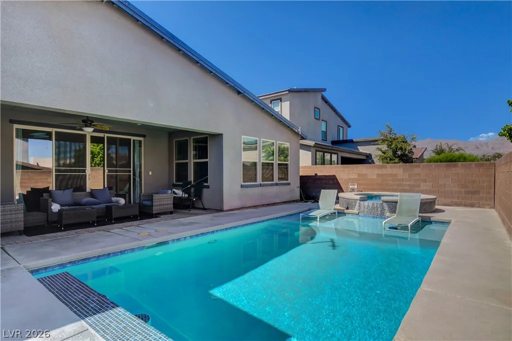6834 Moorland, North Las Vegas, NV 89084