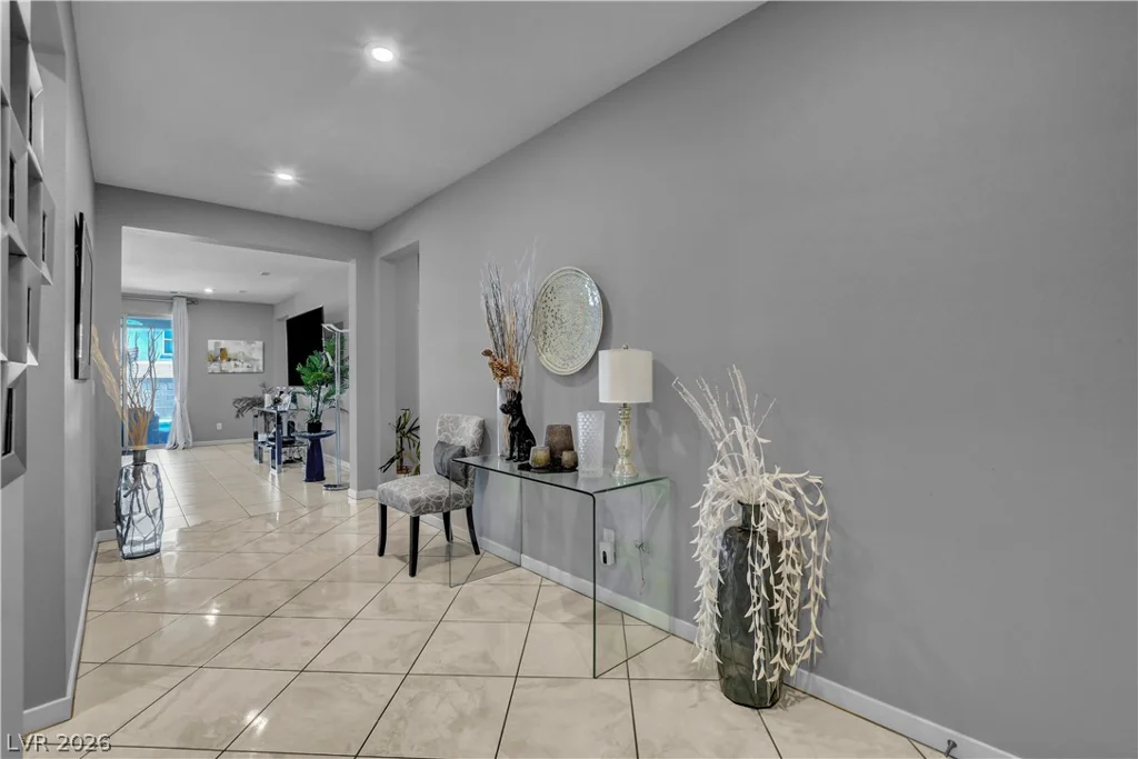 6834 Moorland, North Las Vegas, NV 89084