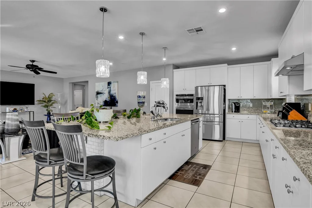 6834 Moorland, North Las Vegas, NV 89084