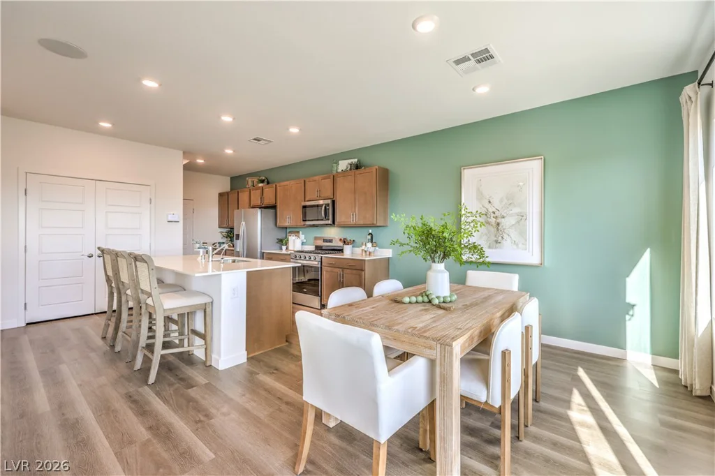 921 Alethea River, North Las Vegas, NV 89084