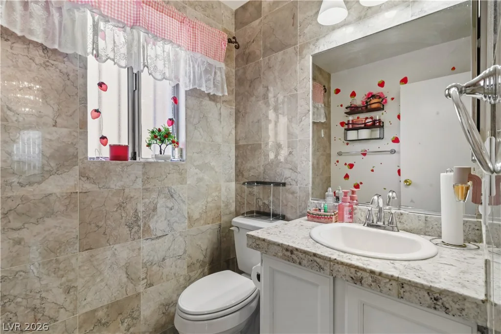 3910 Gulliver, Las Vegas, NV 89115