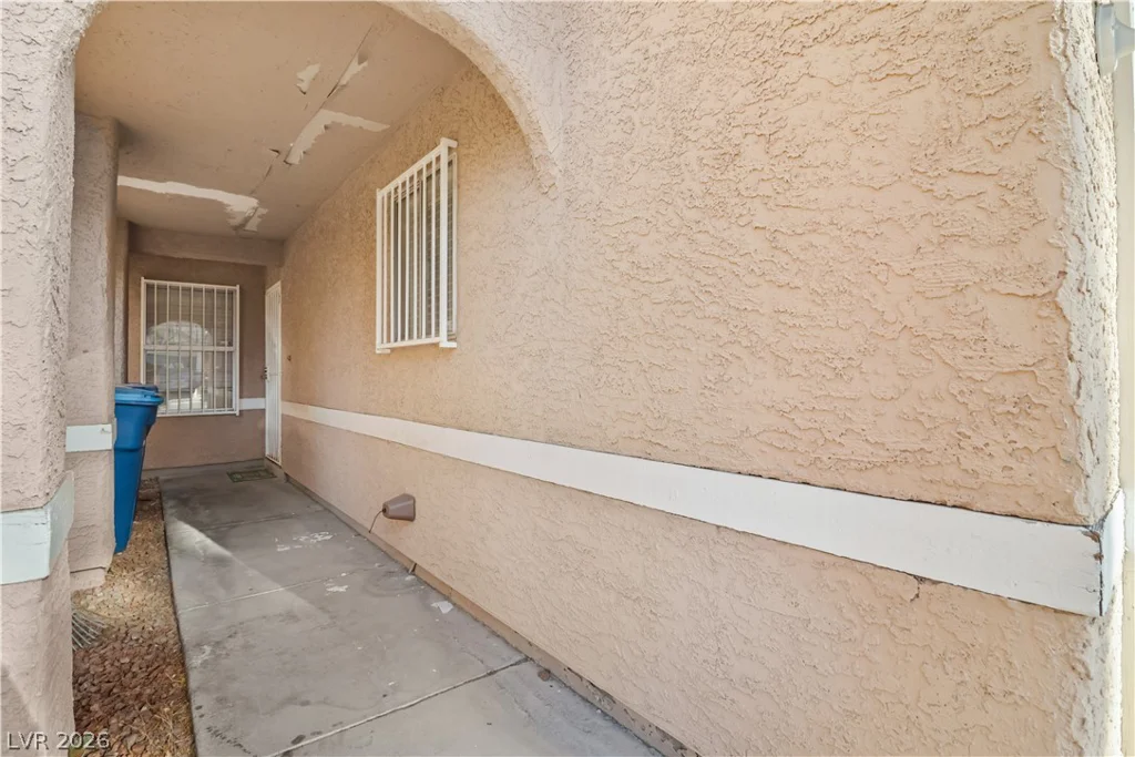 3910 Gulliver, Las Vegas, NV 89115