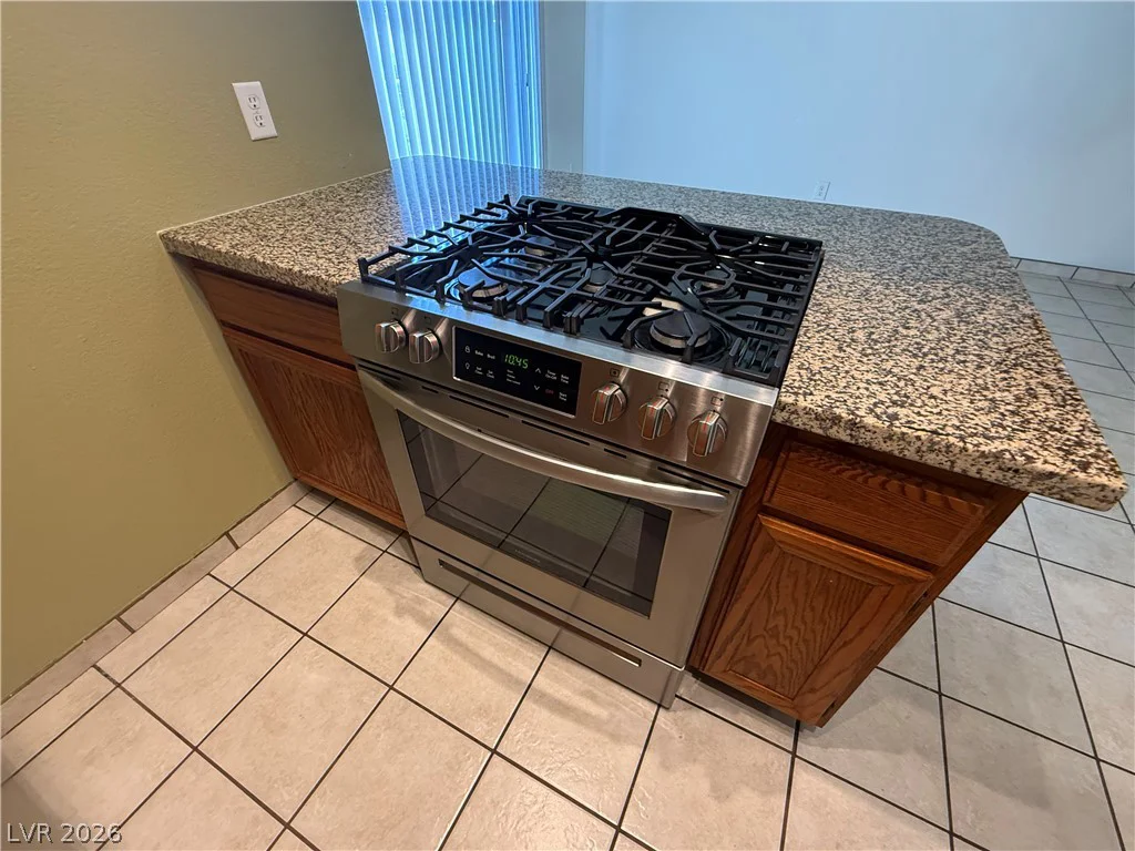 562 Sellers, Henderson, NV 89011