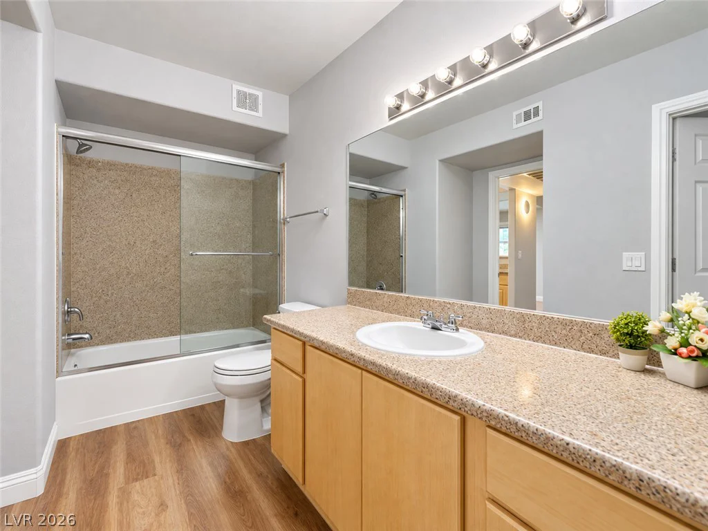8000 Badura, Las Vegas, NV 89113