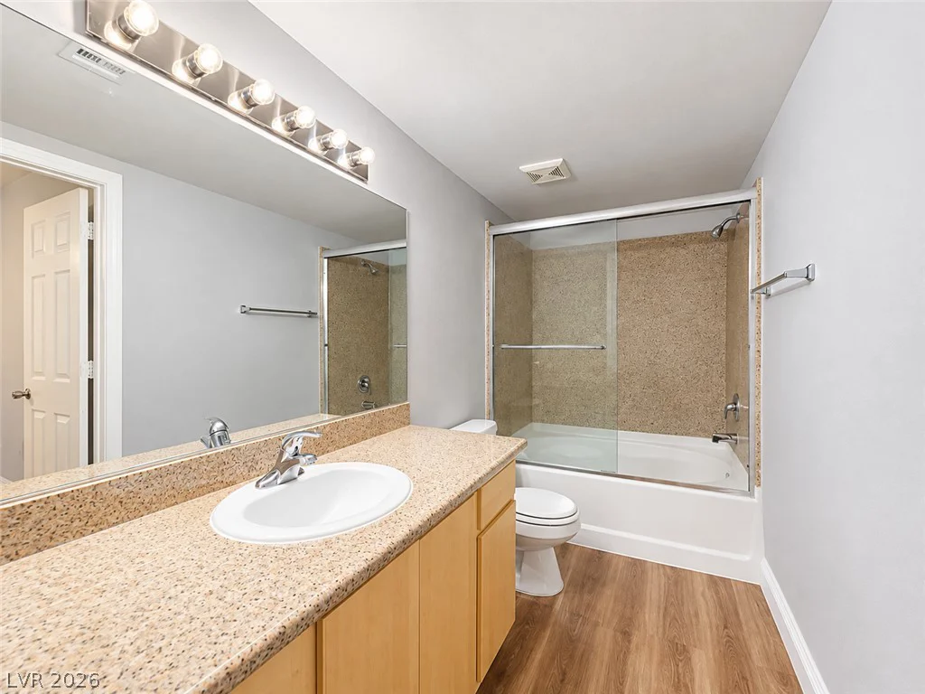 8000 Badura, Las Vegas, NV 89113