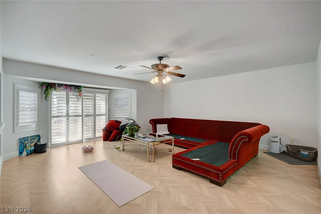 9143 Amber Waves, Las Vegas, NV 89123