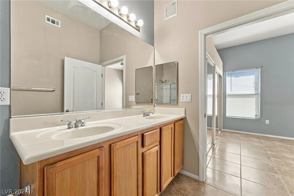 2305 Horizon Ridge, Henderson, NV 89052