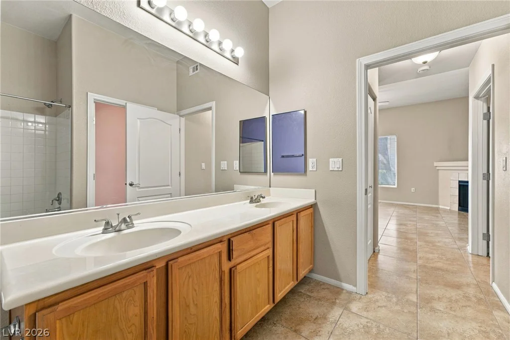2305 Horizon Ridge, Henderson, NV 89052
