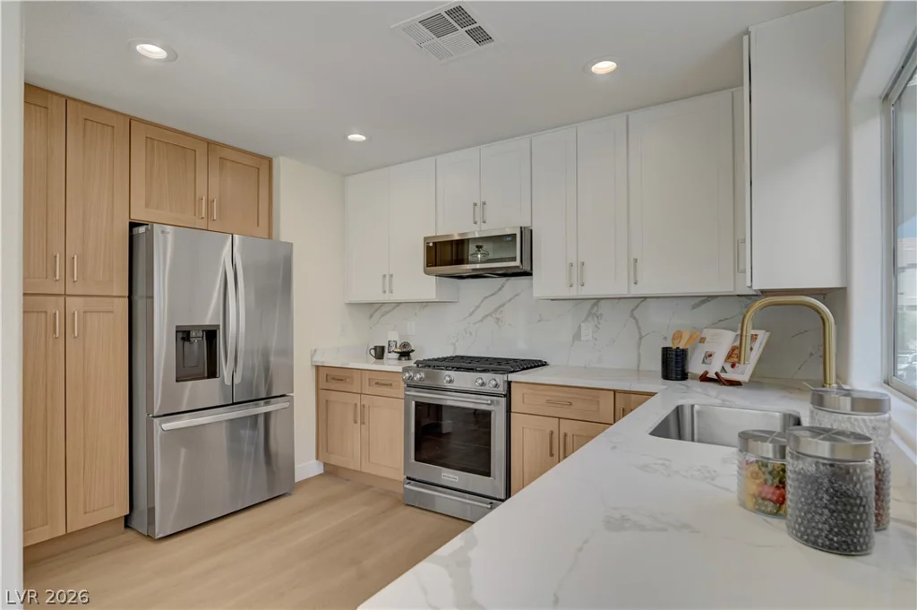 1501 Couples, Las Vegas, NV 89128