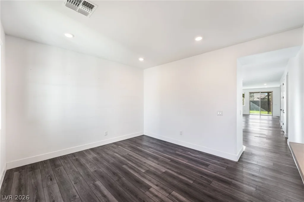 2627 Dollison, North Las Vegas, NV 89081