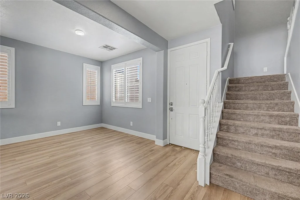 10116 Whitney Falls, Las Vegas, NV 89148