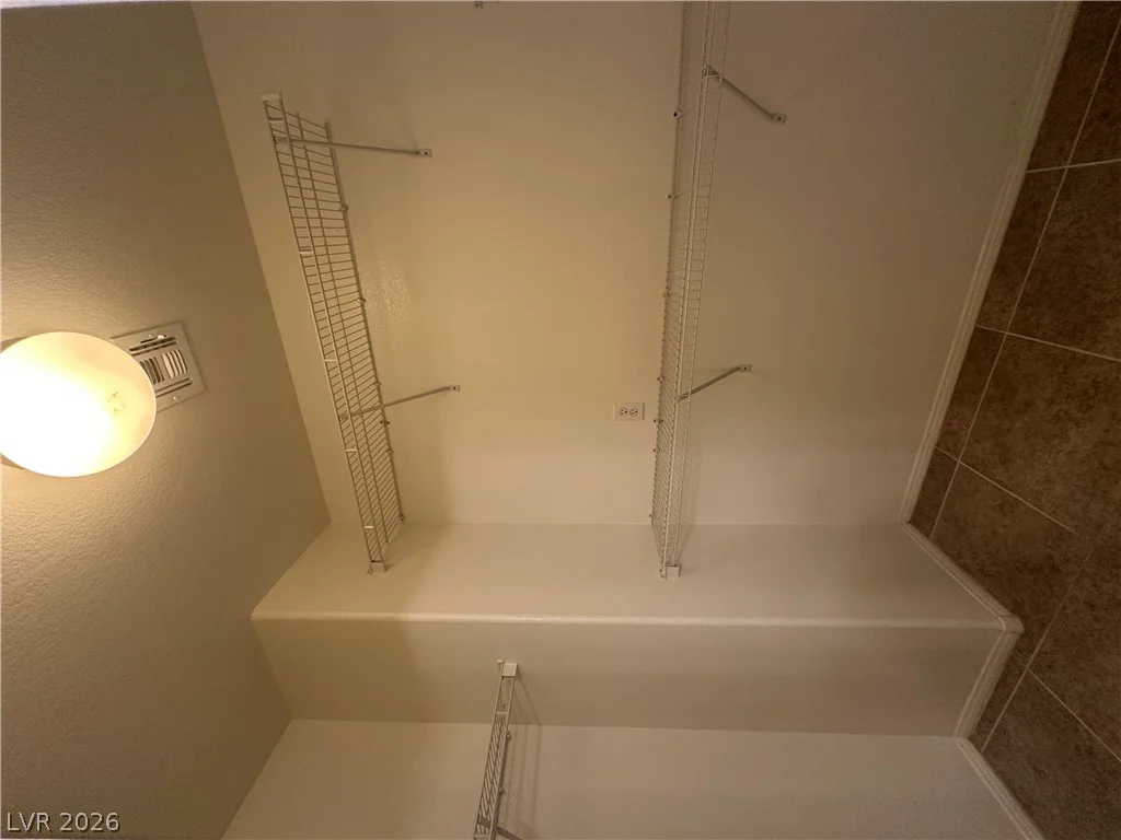 9761 Plane Tree, Las Vegas, NV 89178