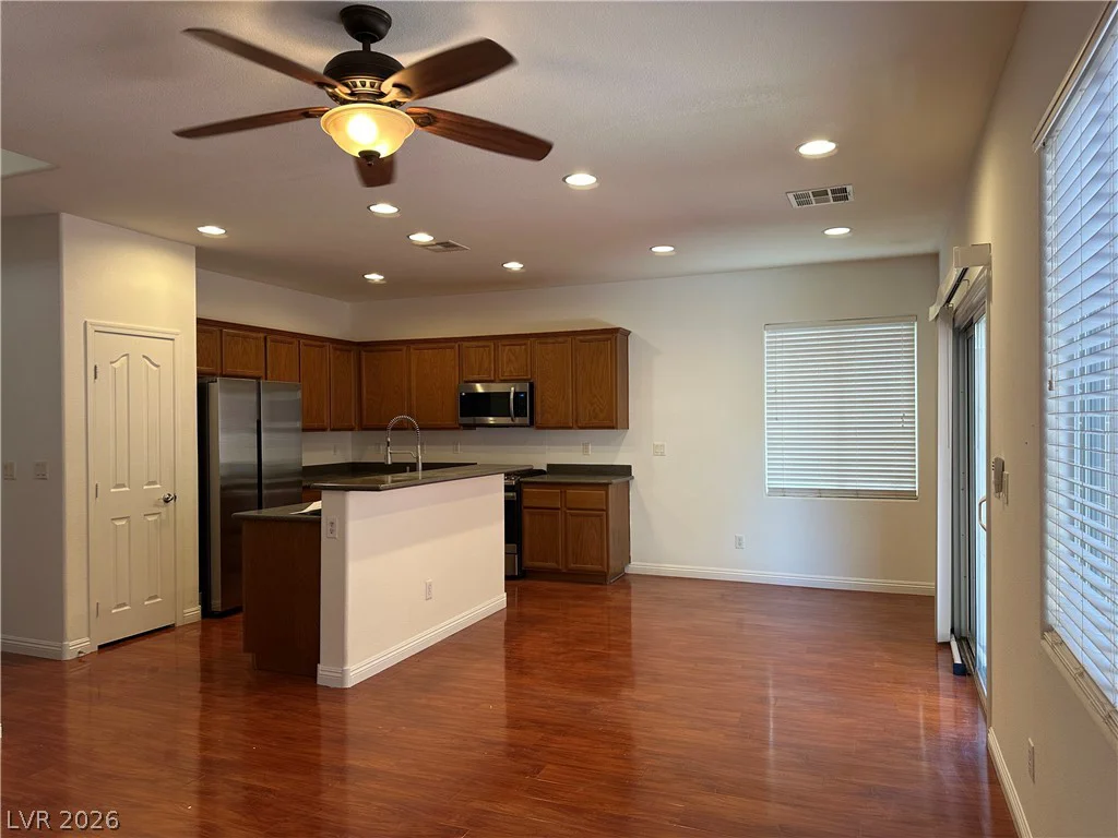 9761 Plane Tree, Las Vegas, NV 89178
