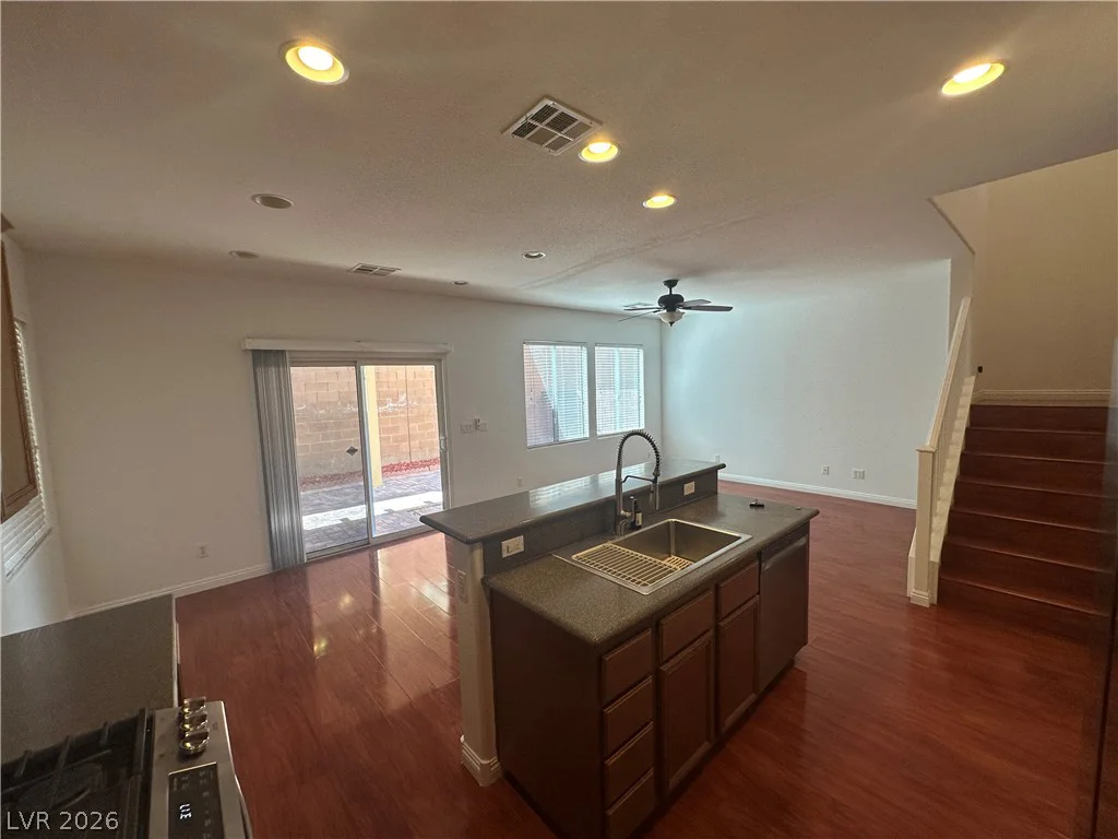 9761 Plane Tree, Las Vegas, NV 89178