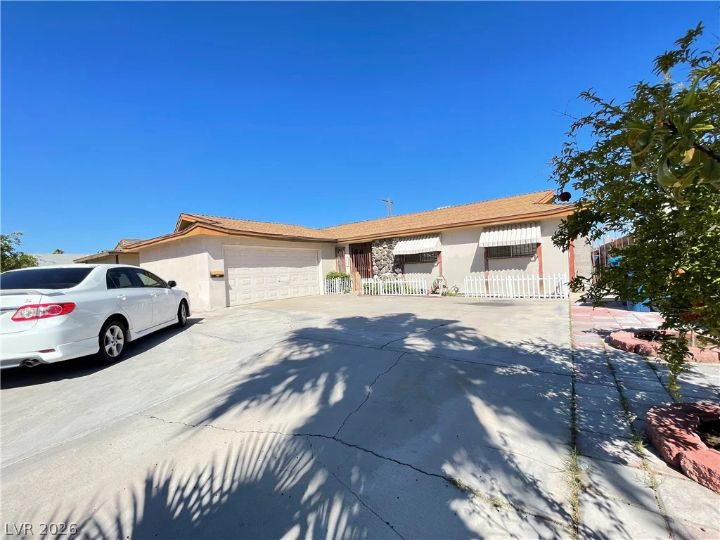 2613 ARENAS, Las Vegas, NV 89102