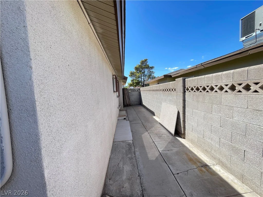 2613 ARENAS, Las Vegas, NV 89102