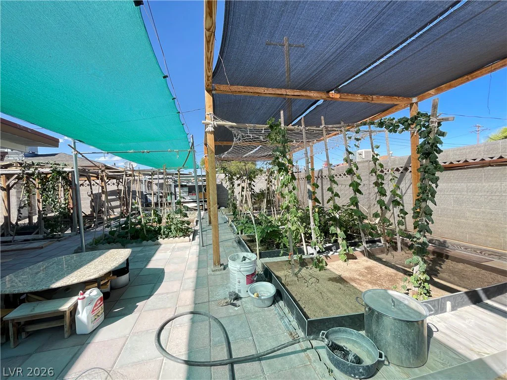 2613 ARENAS, Las Vegas, NV 89102