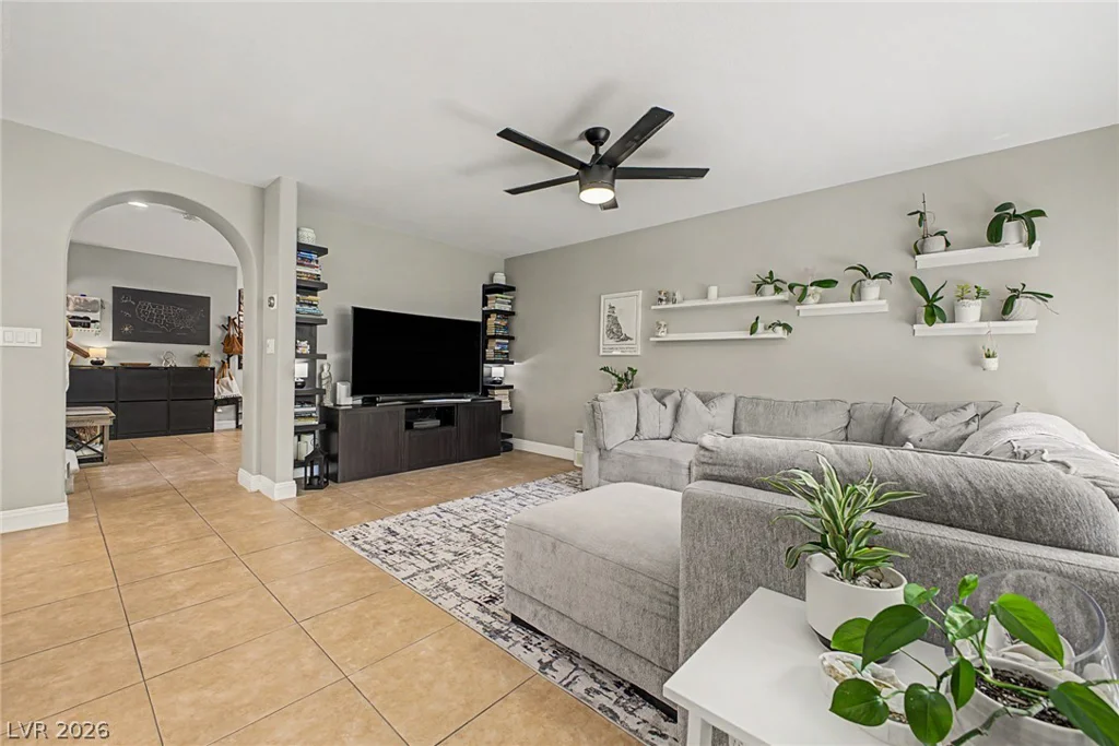10245 Headrick, Las Vegas, NV 89166