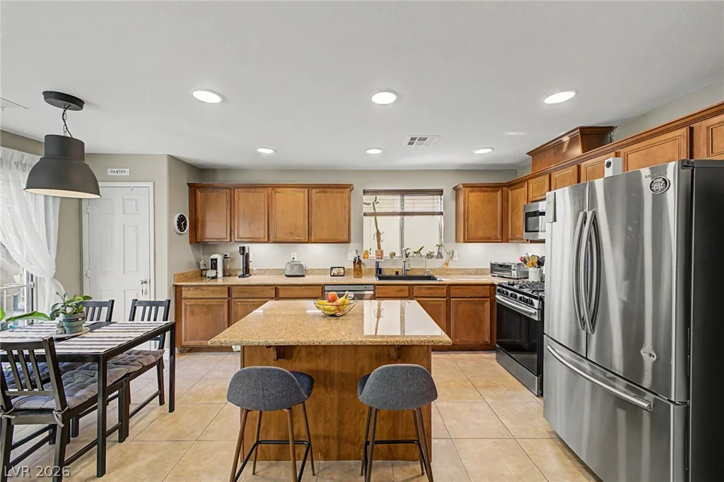 10245 Headrick, Las Vegas, NV 89166