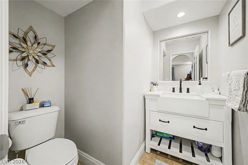 10245 Headrick, Las Vegas, NV 89166