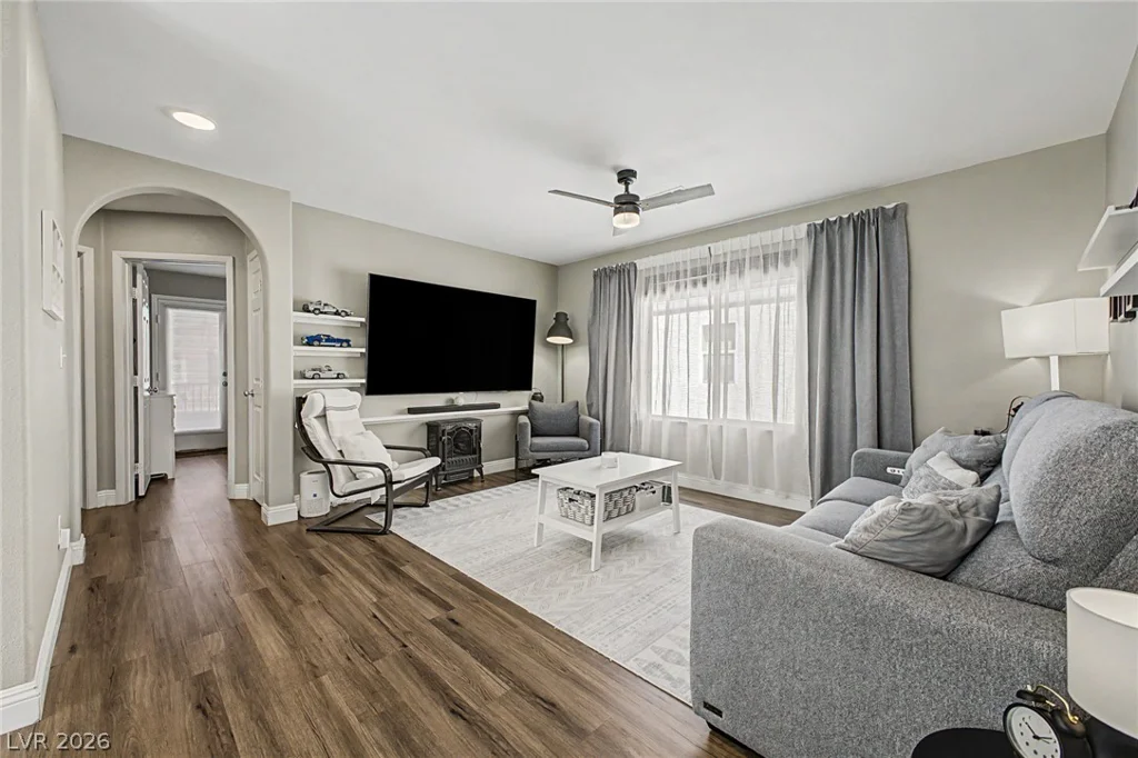 10245 Headrick, Las Vegas, NV 89166