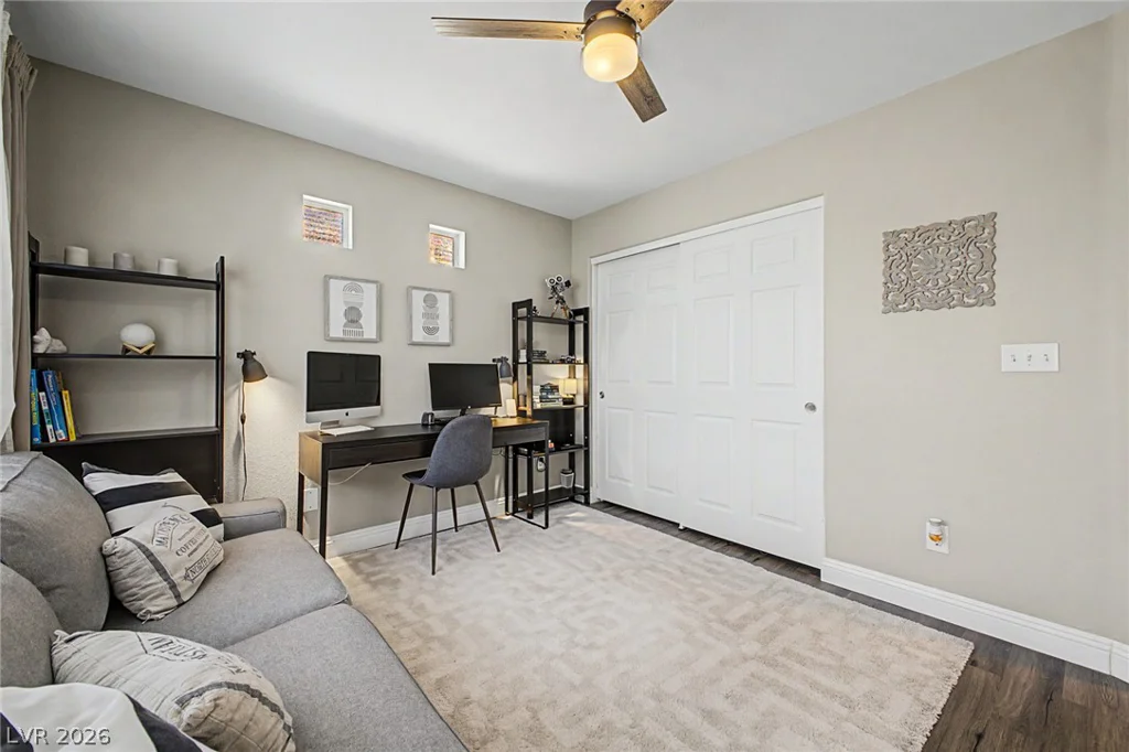 10245 Headrick, Las Vegas, NV 89166