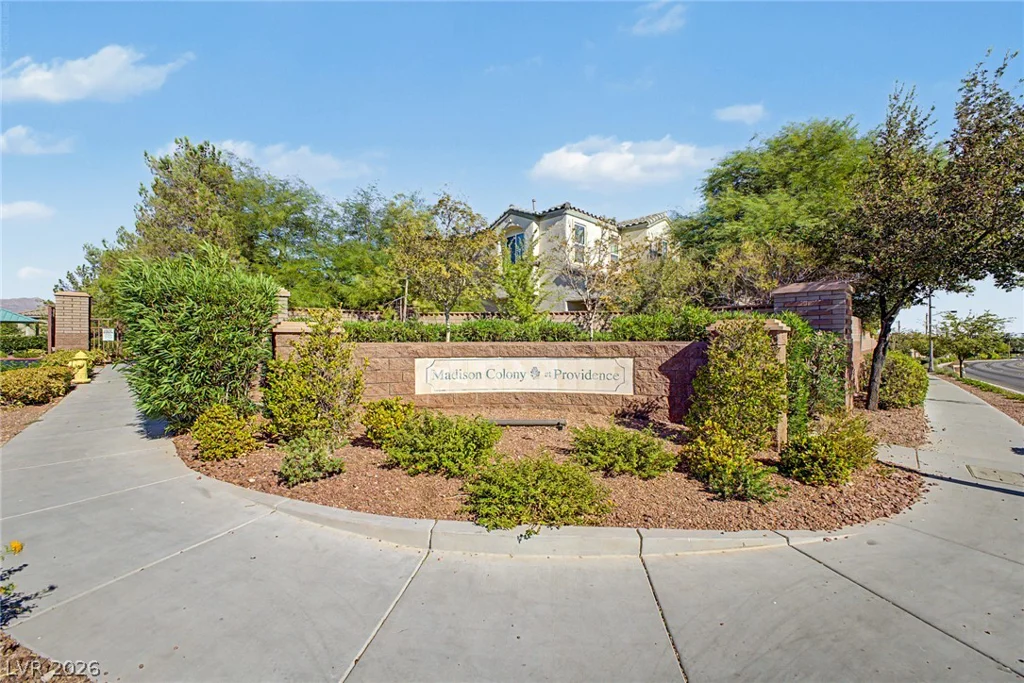 10245 Headrick, Las Vegas, NV 89166