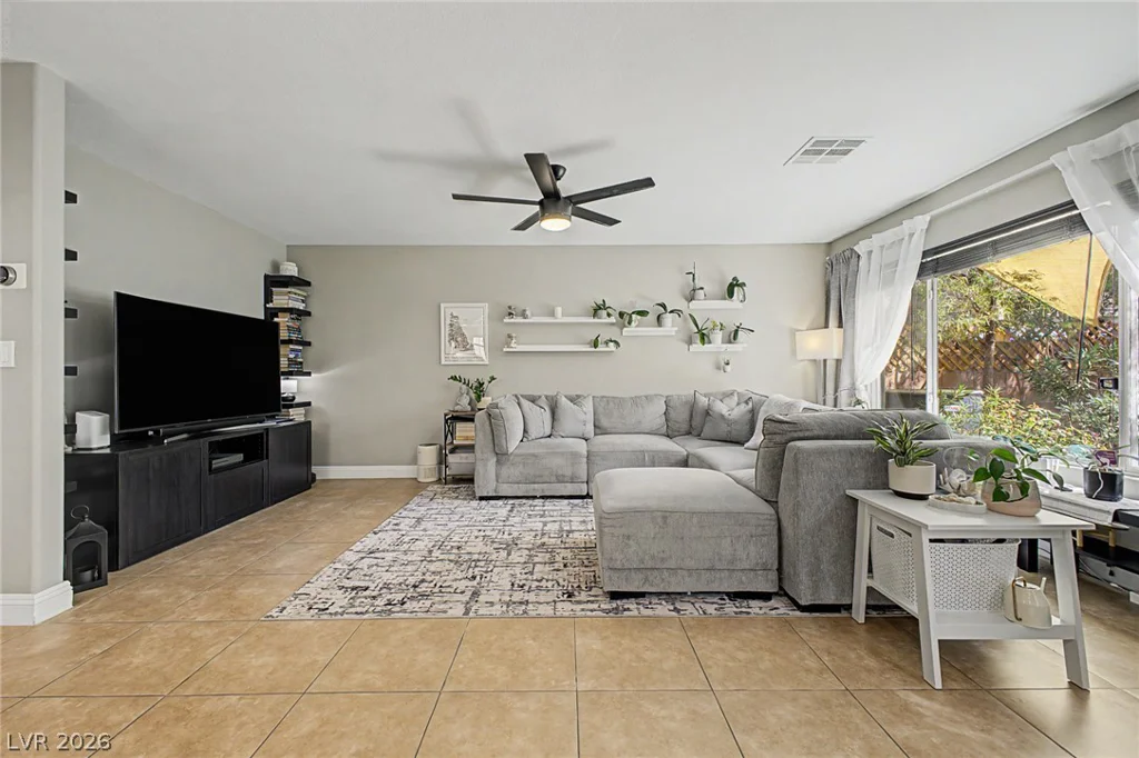 10245 Headrick, Las Vegas, NV 89166
