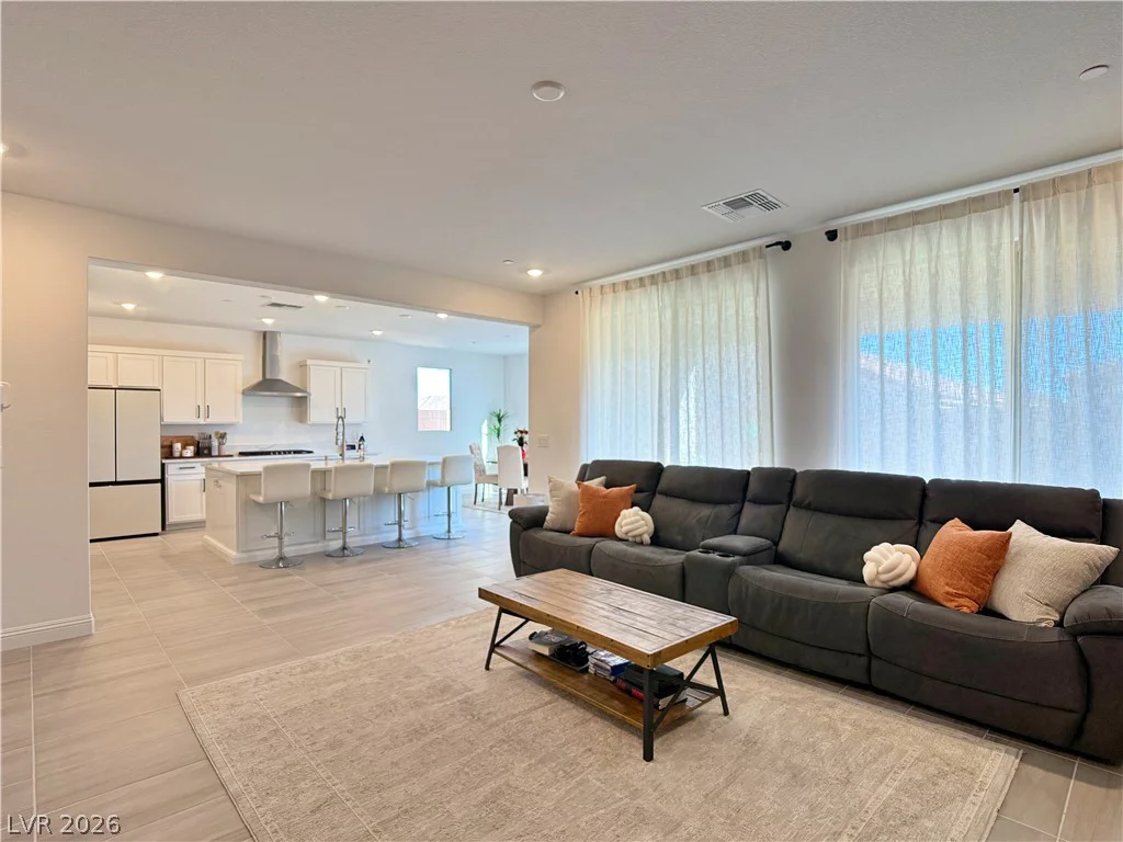 10863 Castalnova Bend, Las Vegas, NV 89166