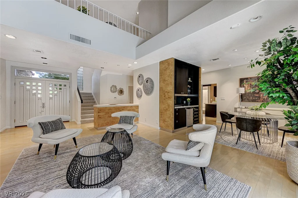 8121 Castle Pines, Las Vegas, NV 89113