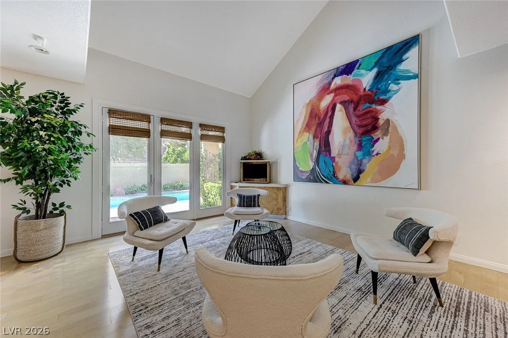 8121 Castle Pines, Las Vegas, NV 89113