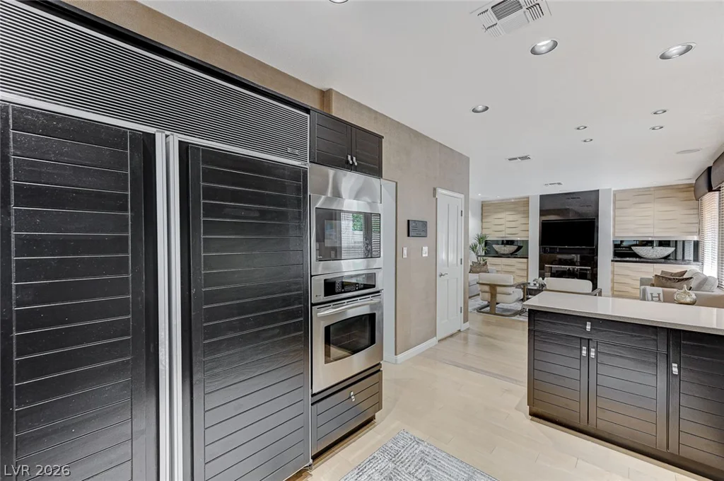 8121 Castle Pines, Las Vegas, NV 89113